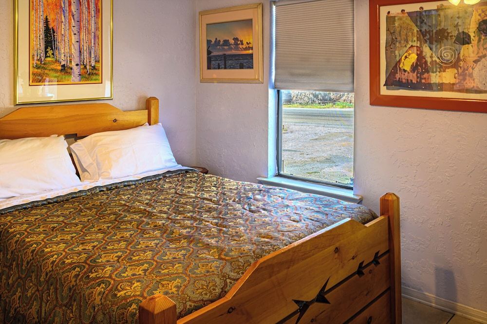 Cypress Fairway Village Deluxe Room, 1 Queen Bed, Ground Floor (Cypress Fairway 1)