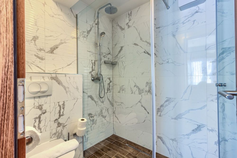 Bel Residence Deluxe Double or Twin Room 27