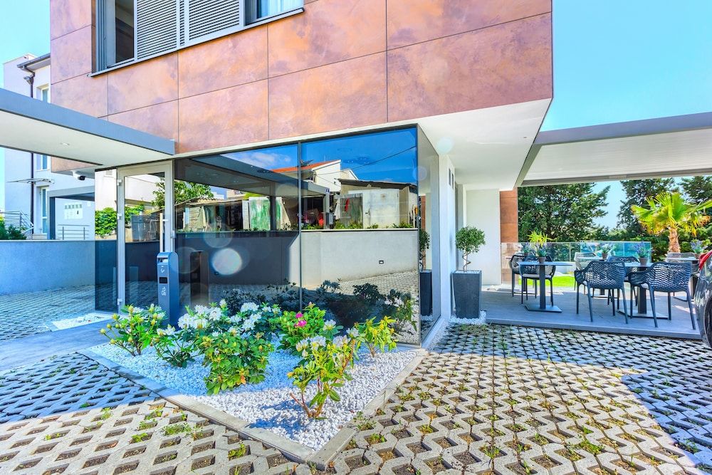 undefined Bel Residence 7