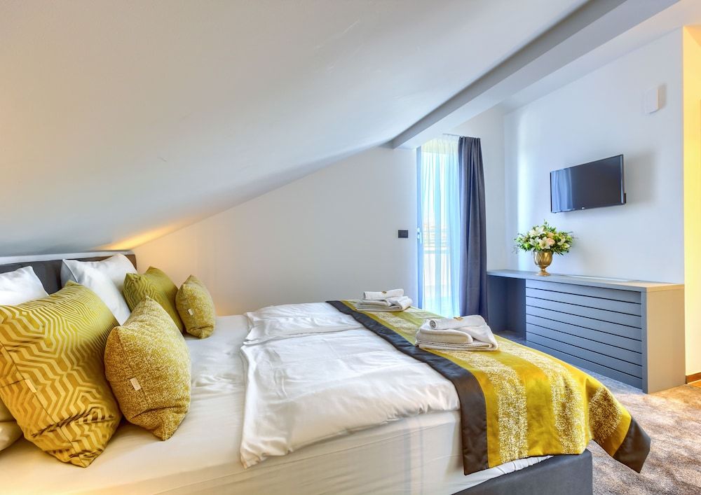 undefined Bel Residence 8