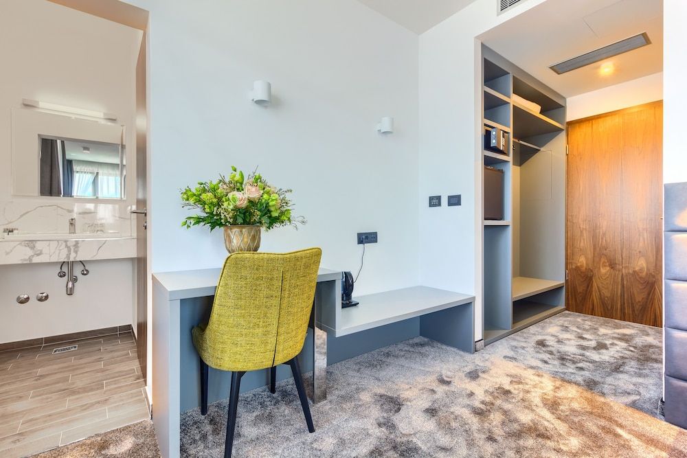 Bel Residence Deluxe Double or Twin Room 33