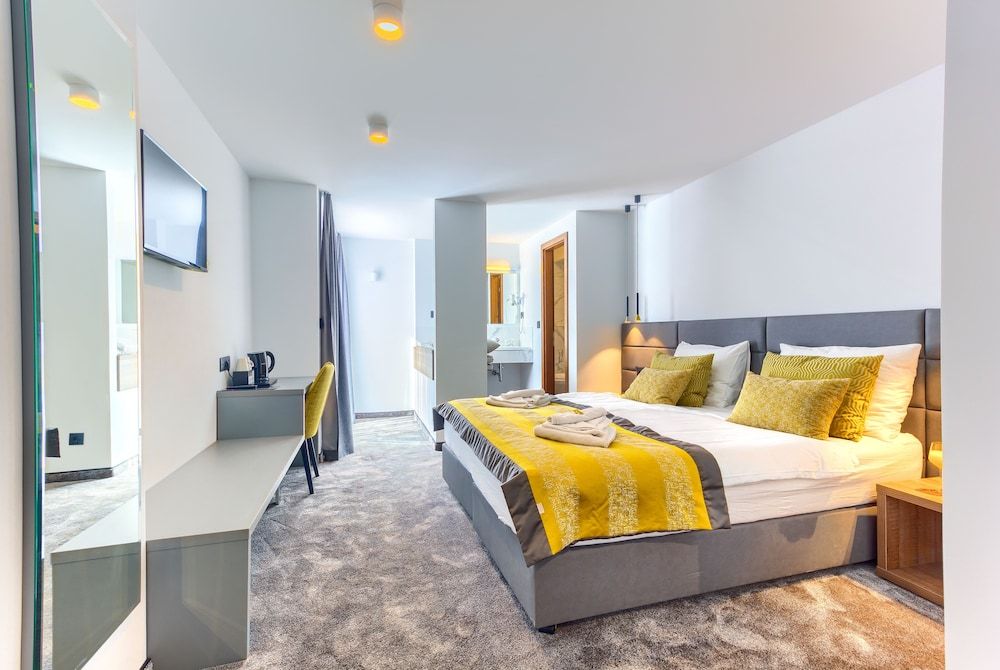 Bel Residence Deluxe Double or Twin Room 11