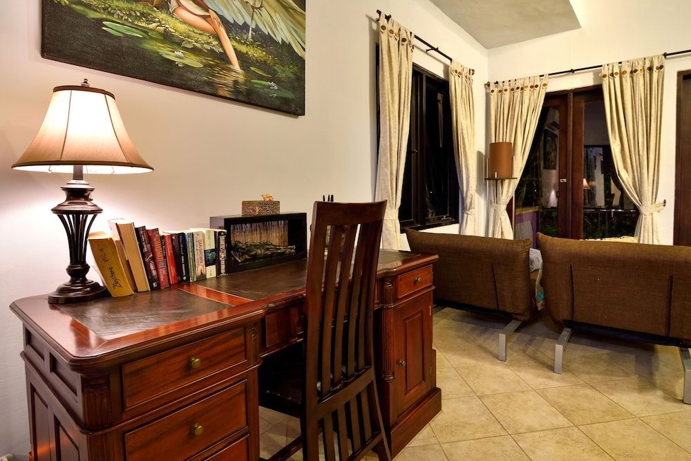 Dolphin Beach Bali Superior Apartment, Sea View 7