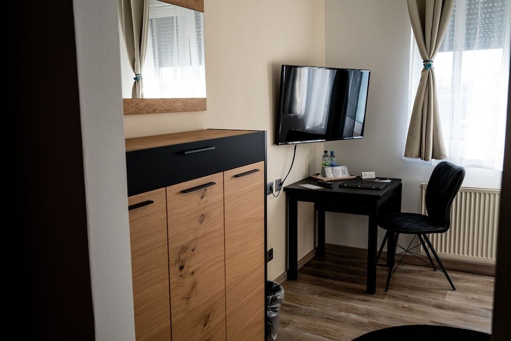 E&D Hotel Basic Single Room 10