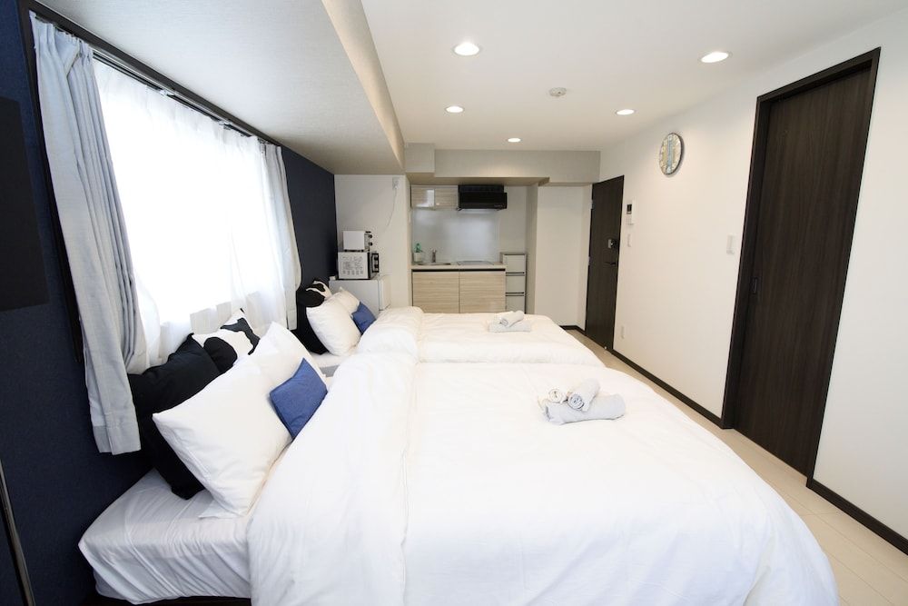 Hotel Central Yokohama Basic Double Room, Non Smoking, Balcony 5