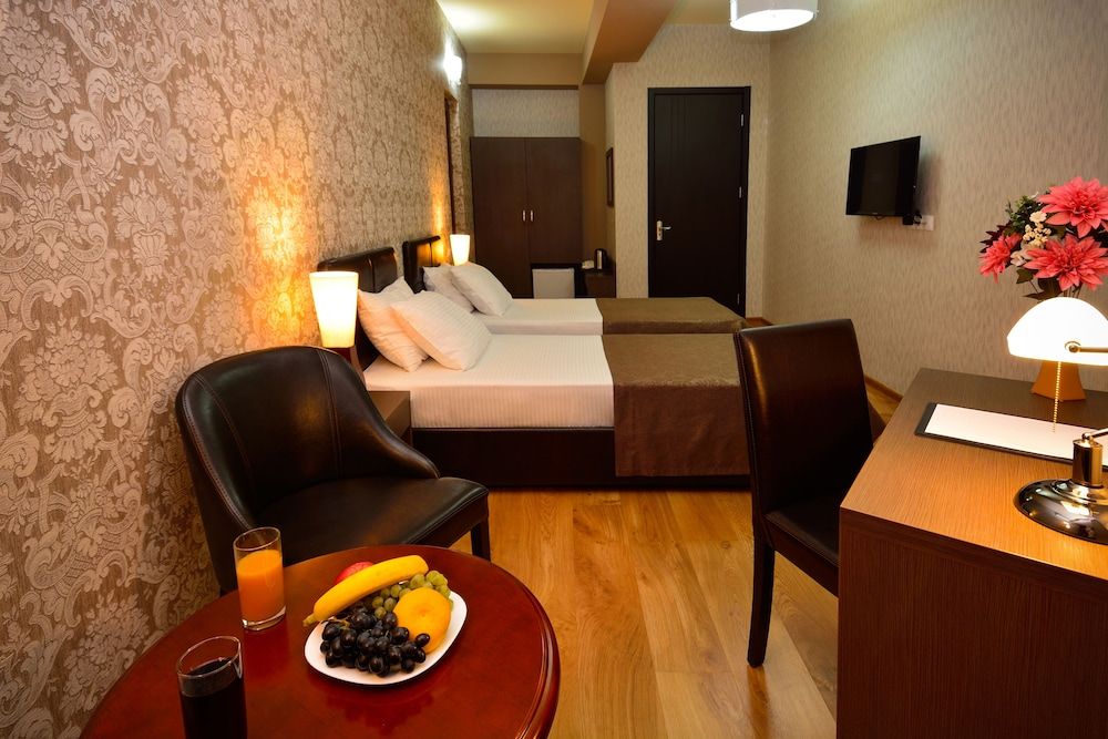 undefined Hotel Diamond 4