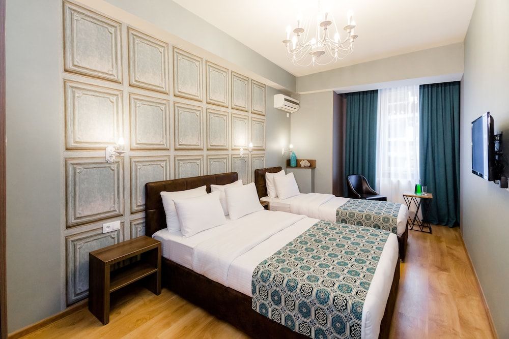 undefined Hotel Diamond 2