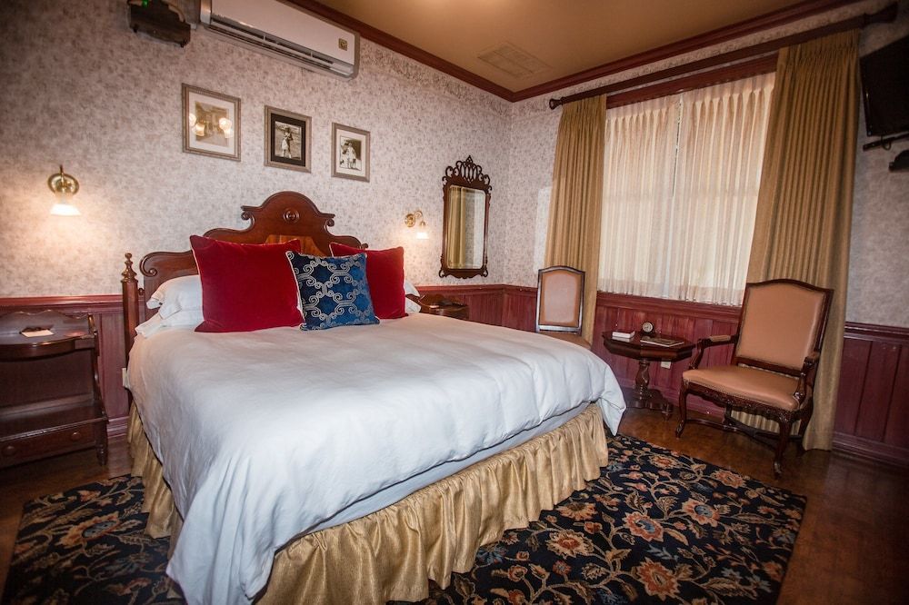 Kiepersol Bed and Breakfast Deluxe Room 2