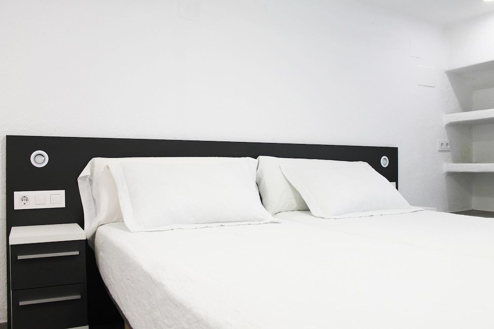 Room, Ground Floor (Zone A)