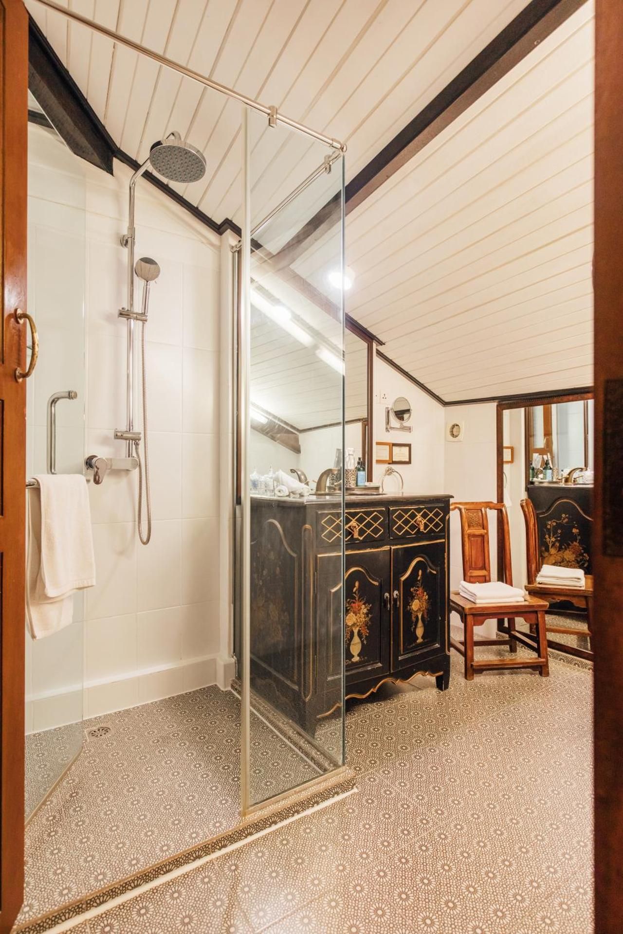 undefined Campbell House 5