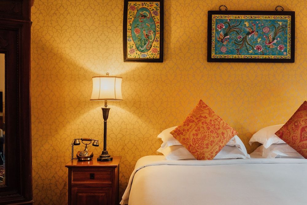 Campbell House Deluxe Room 7