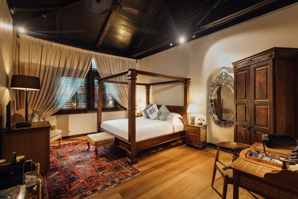 undefined Campbell House 10