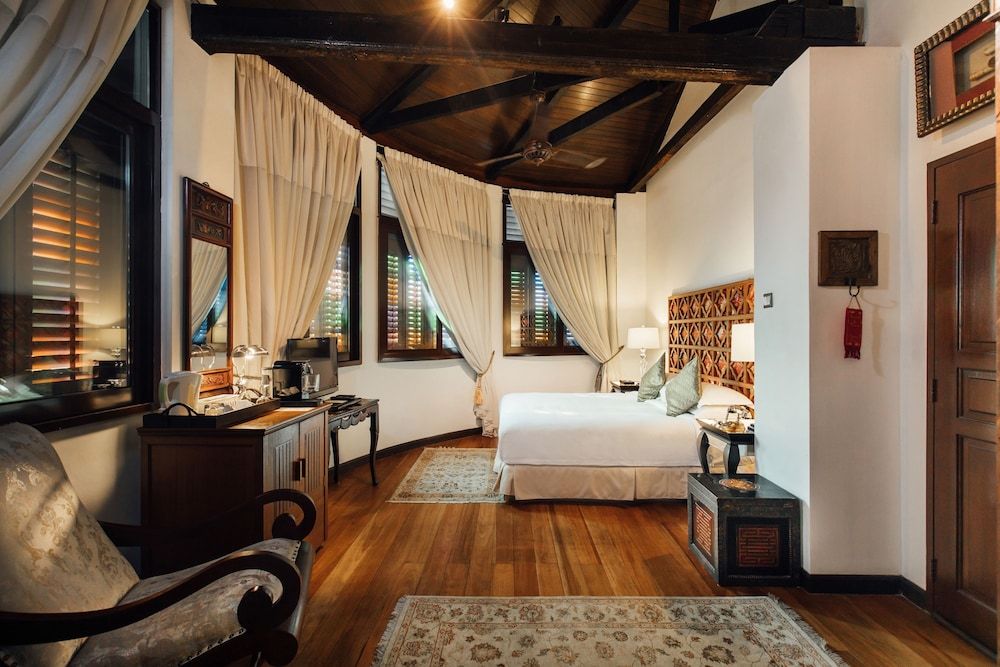 undefined Campbell House 6