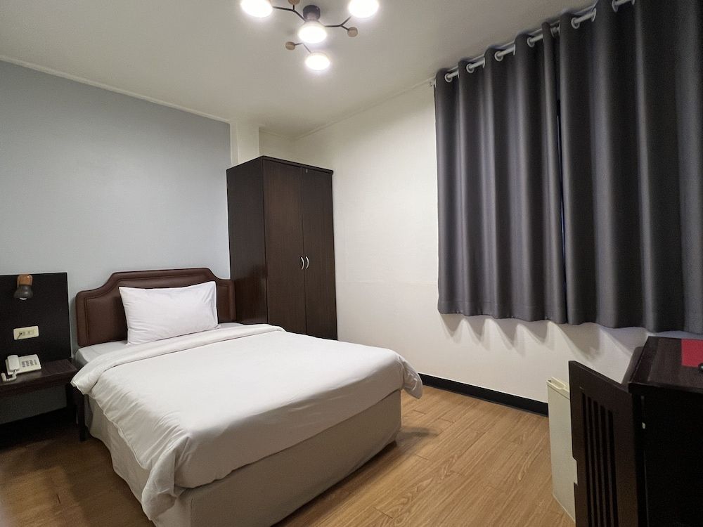 undefined Intown Residence 10