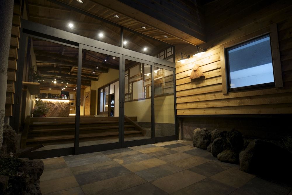 undefined Onsen Guesthouse HAKONE TENT - Hostel 6