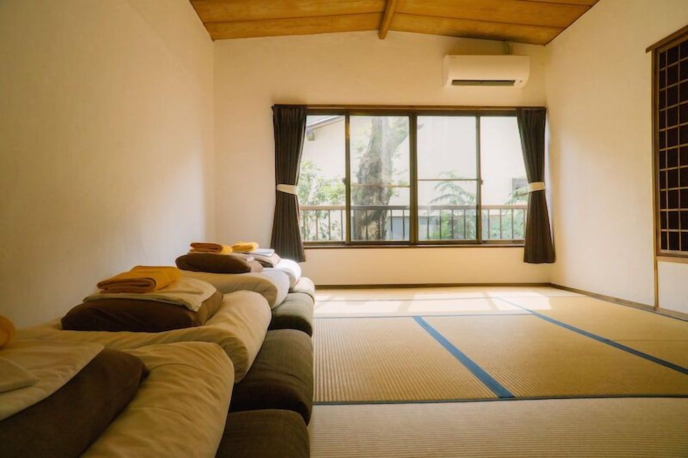 undefined Onsen Guesthouse HAKONE TENT - Hostel 6