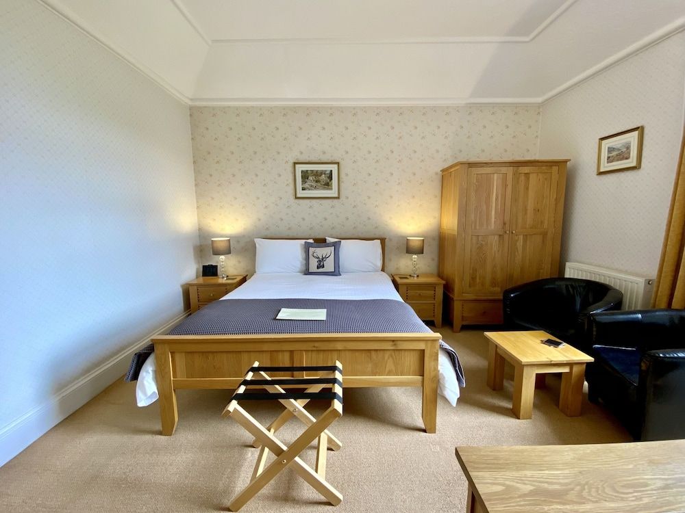 Superior Room (No. 2)