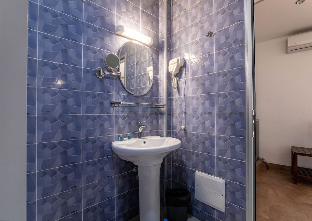 Residences Feto II Deluxe Double Room 8