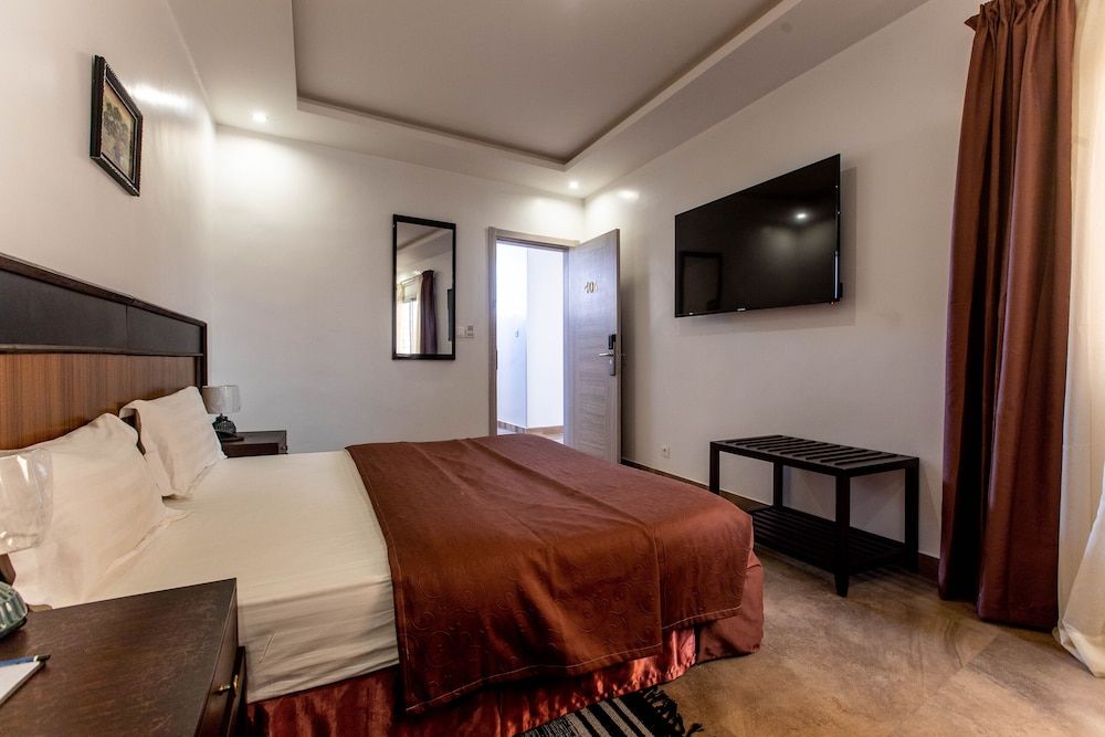 Residences Feto II Standard Double Room 8