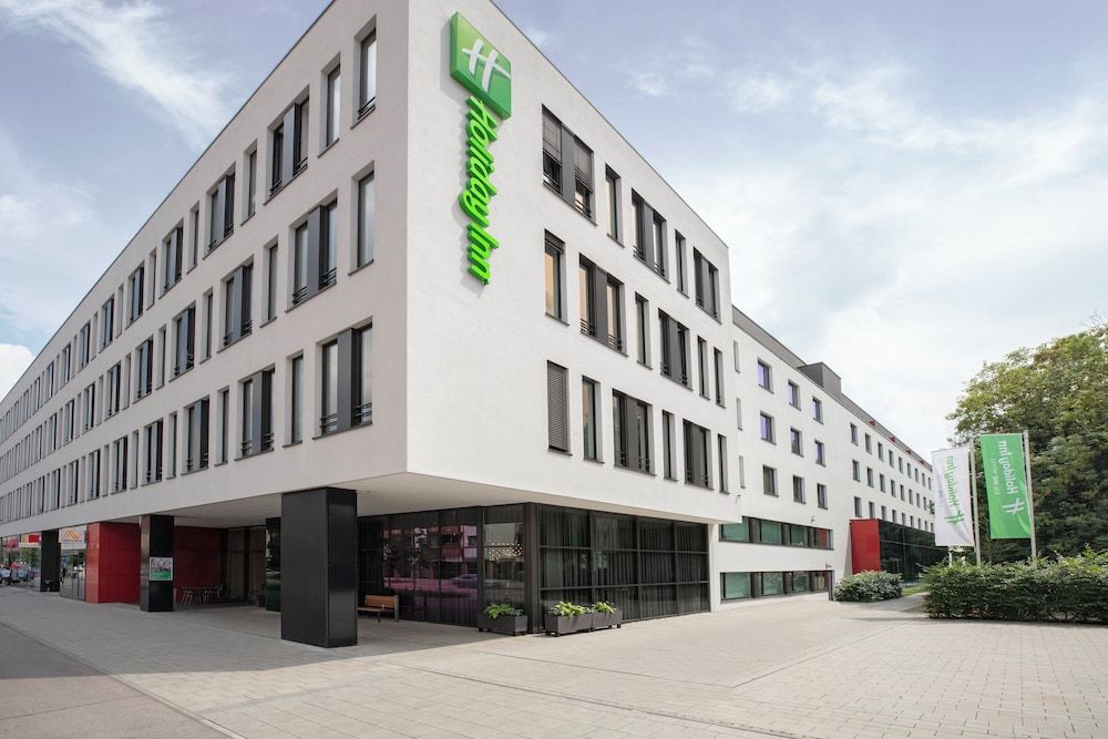 undefined Holiday Inn Munich- Westpark by IHG 8