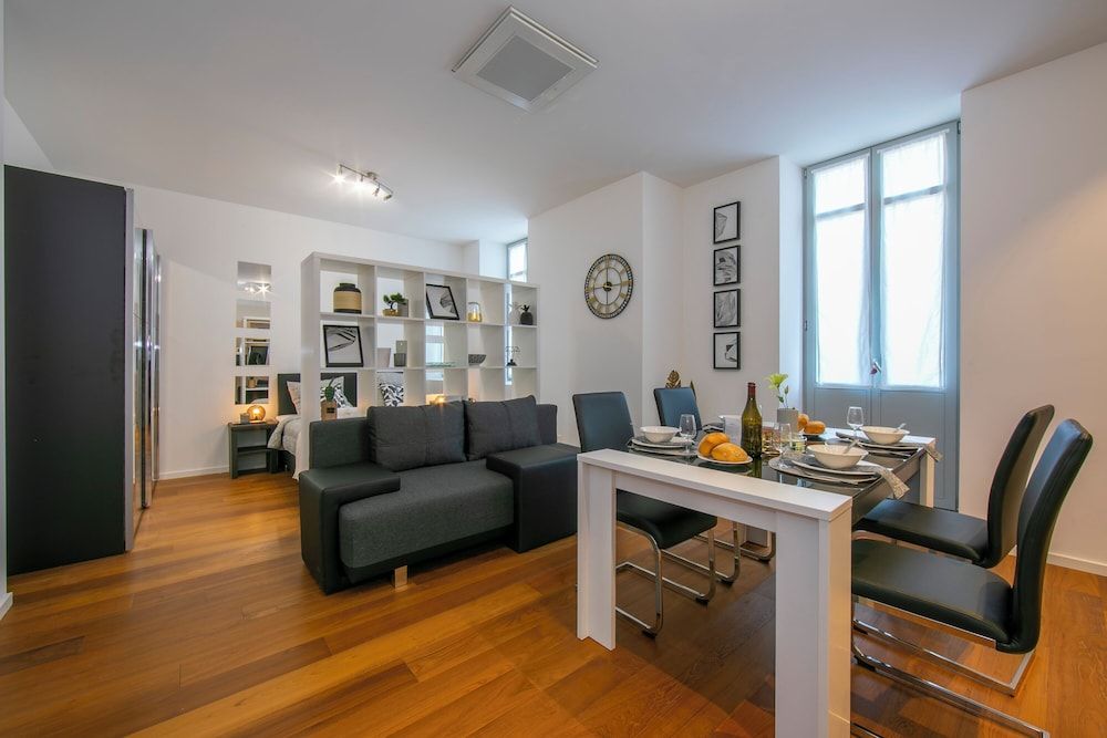 undefined Little Lugano 10