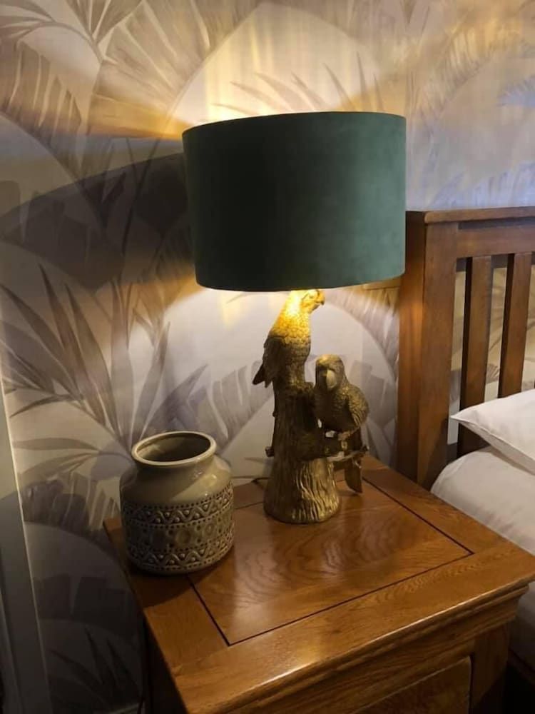 The Wheatsheaf Inn Double Room (Room 4) 7