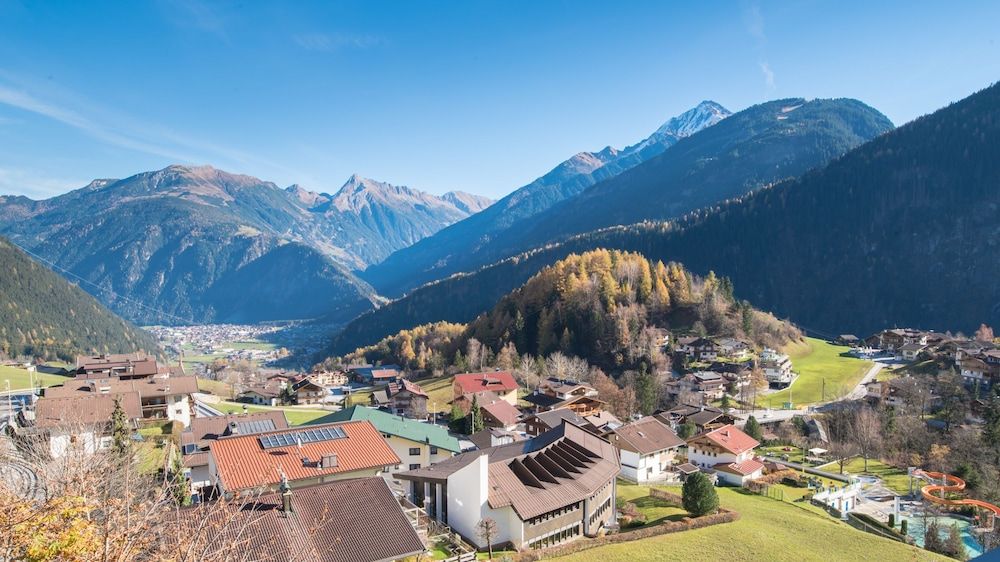 Hotel Persal Superior Triple Room, Multiple Beds, Balcony, Valley View 5