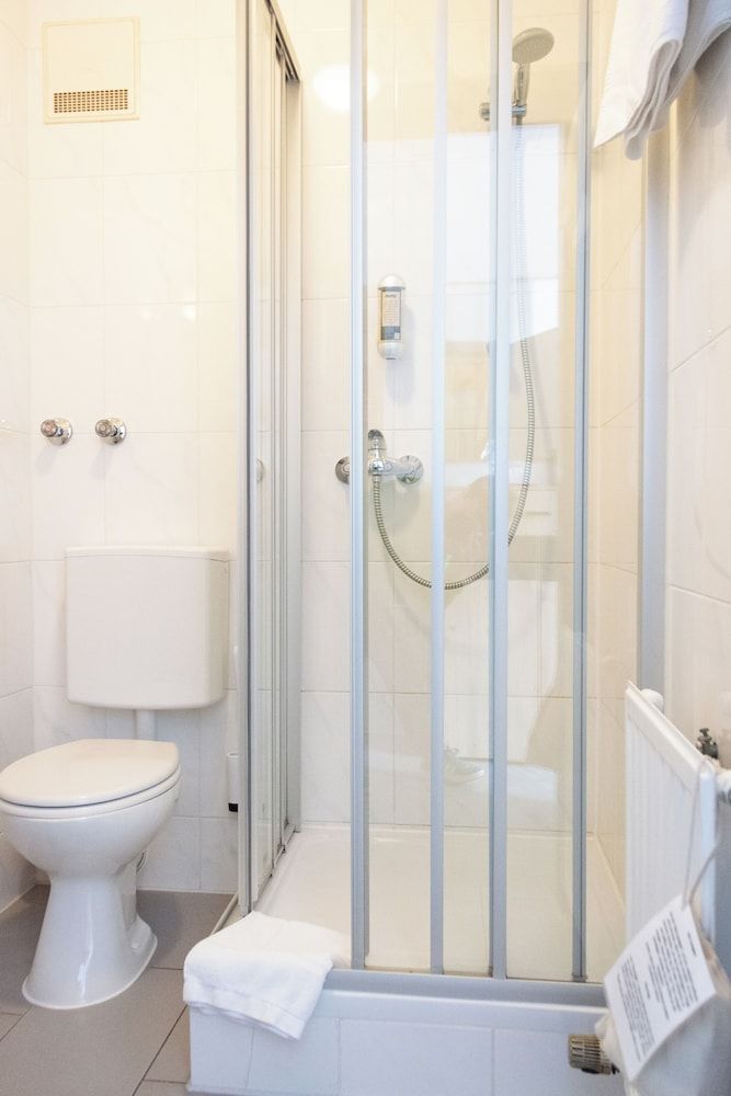 Hotel Cocco Bello in der Villa Foret Comfort Single Room 3