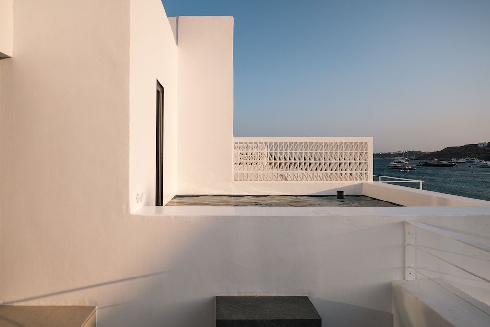 undefined CUBIC Mykonos Seafront Design Suites 4