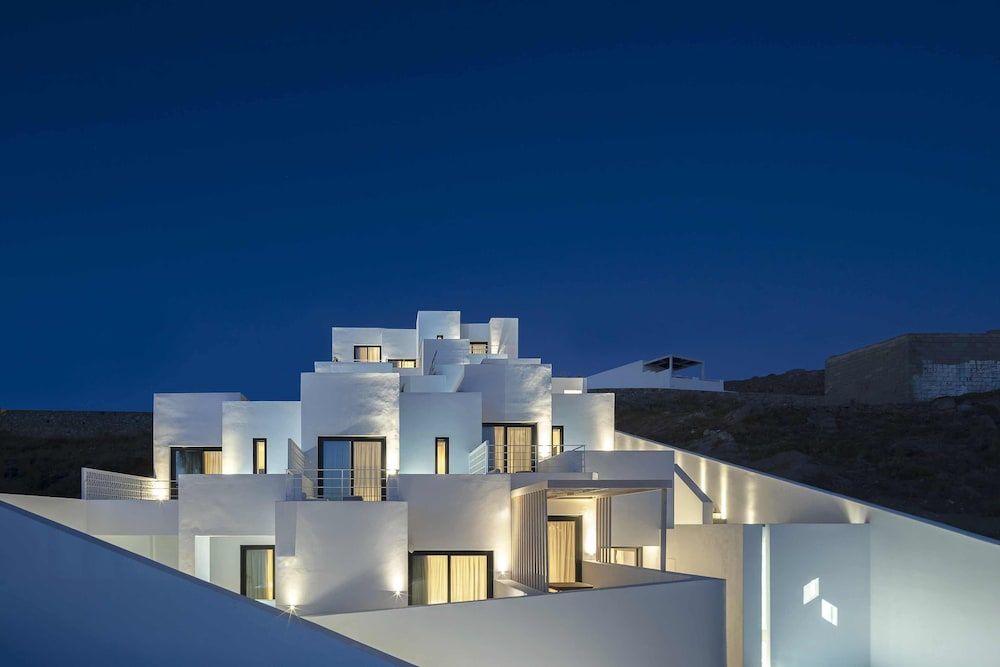 undefined CUBIC Mykonos Seafront Design Suites 3