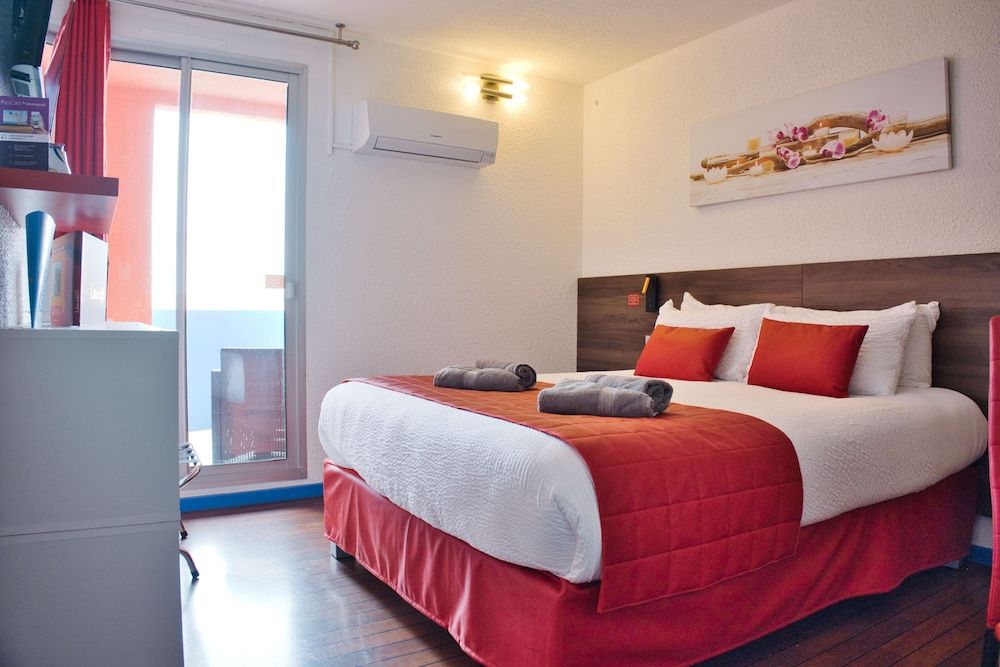 Hôtel des 2 golfs Premium Double Room, 1 Queen Bed, Harbor View 3