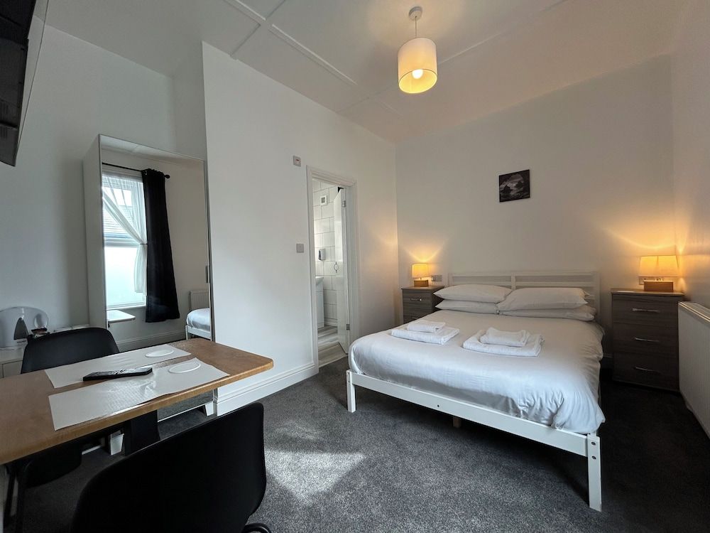 The Royal Clarence Hotel Double Room, 1 Double Bed, Non Smoking, Ensuite 7