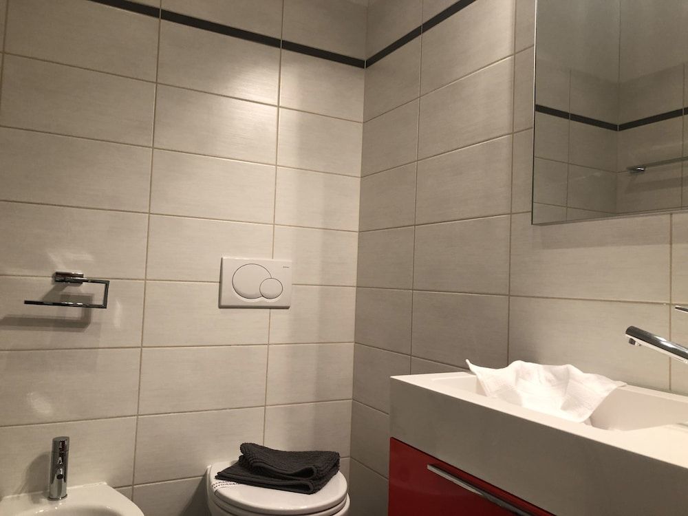 undefined Montarina 9