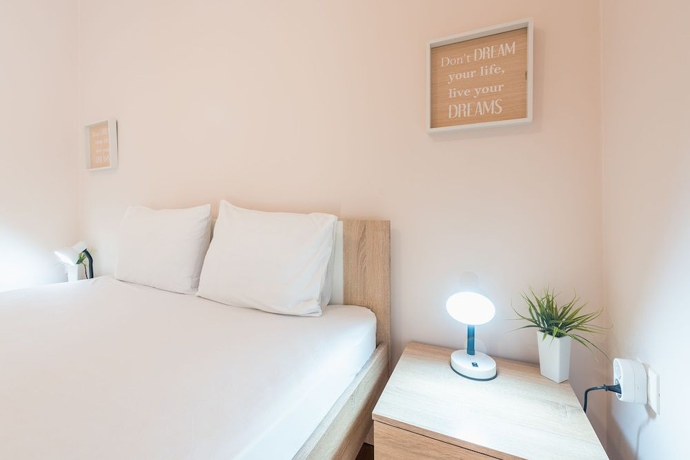 undefined Stylish Acropolis Apartment by Cloudkeys 3