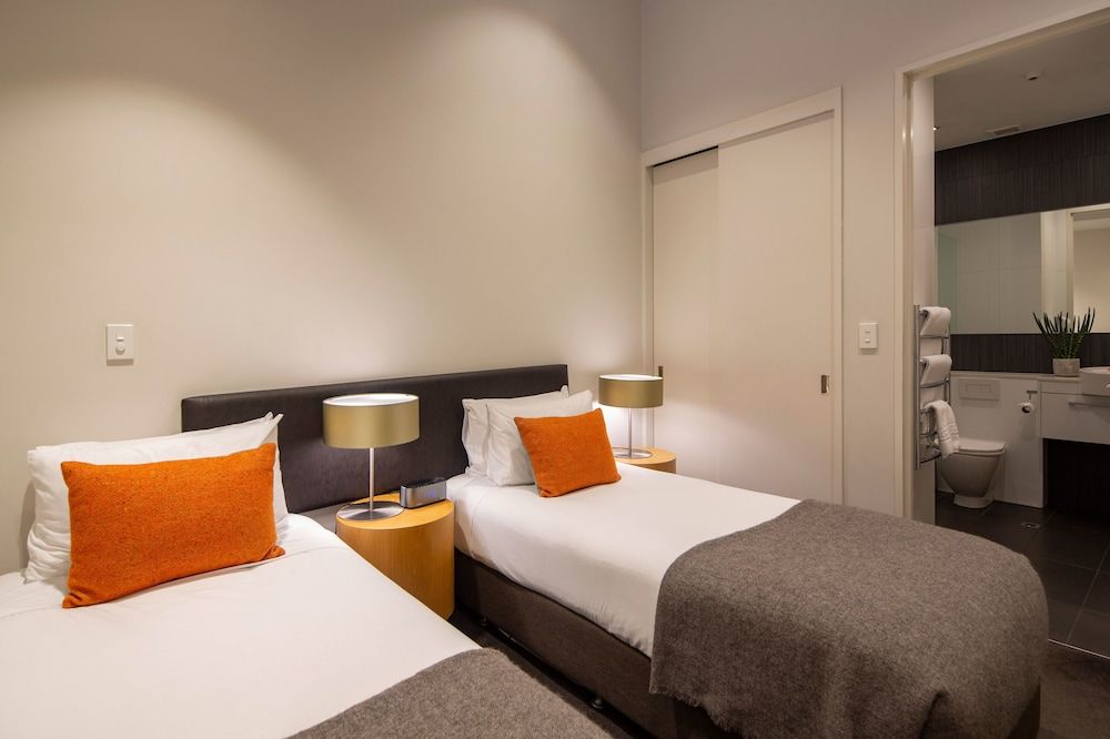 undefined Kent Street Apartments Element Escapes 8