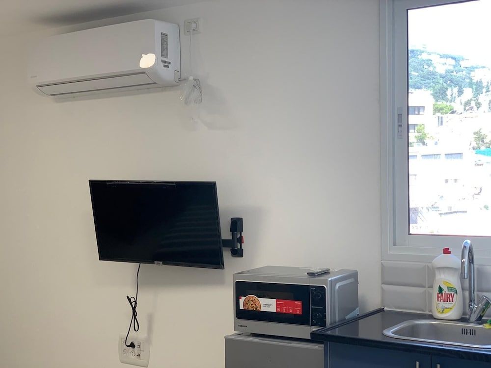 Maya Guest House Panoramic Sea&City view City Studio, 1 Bedroom, Kitchen, City View 9