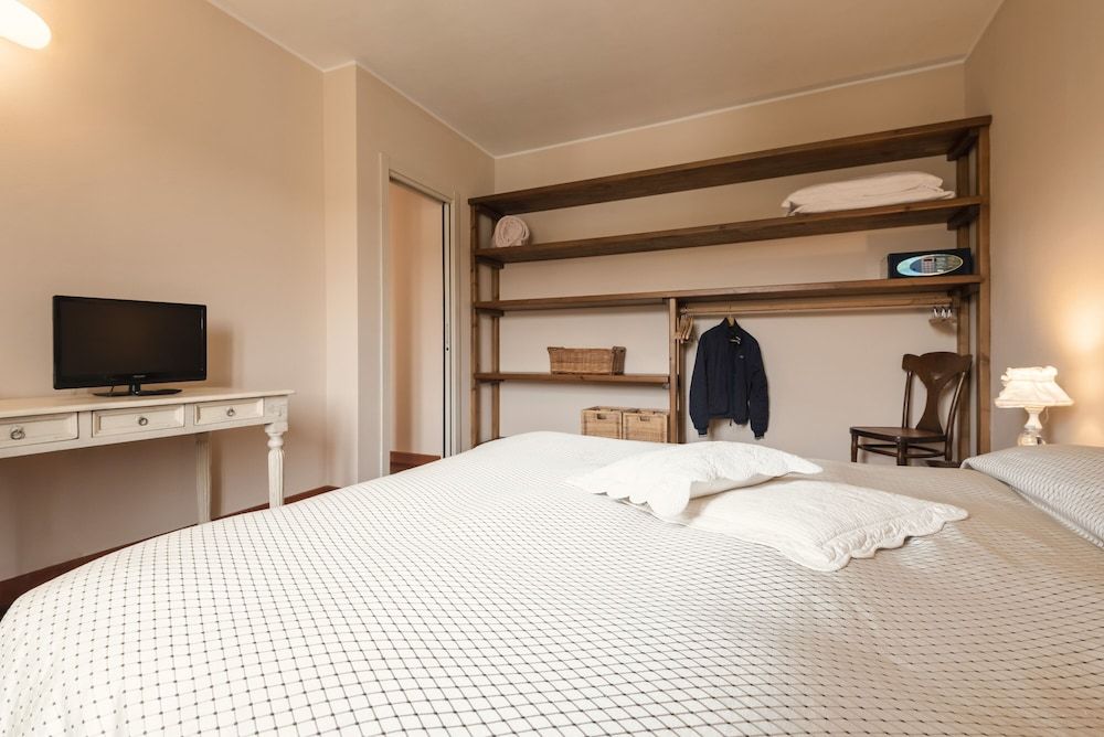 Residenza Santa Cecilia Apartment, 2 Bedrooms, Terrace, Sea View 2