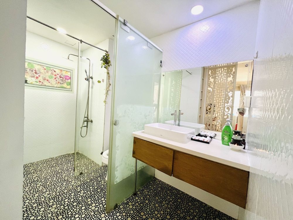 Sunrise City Apartment City Apartment, 1 Queen Bed 11