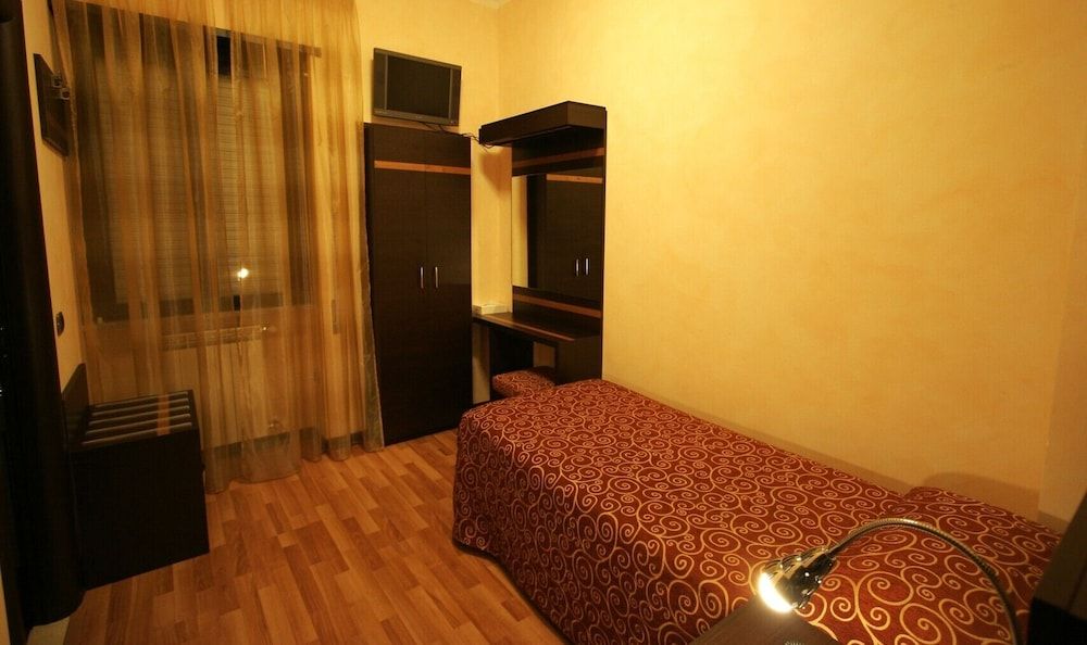 Hotel Fina Standard Single Room 3
