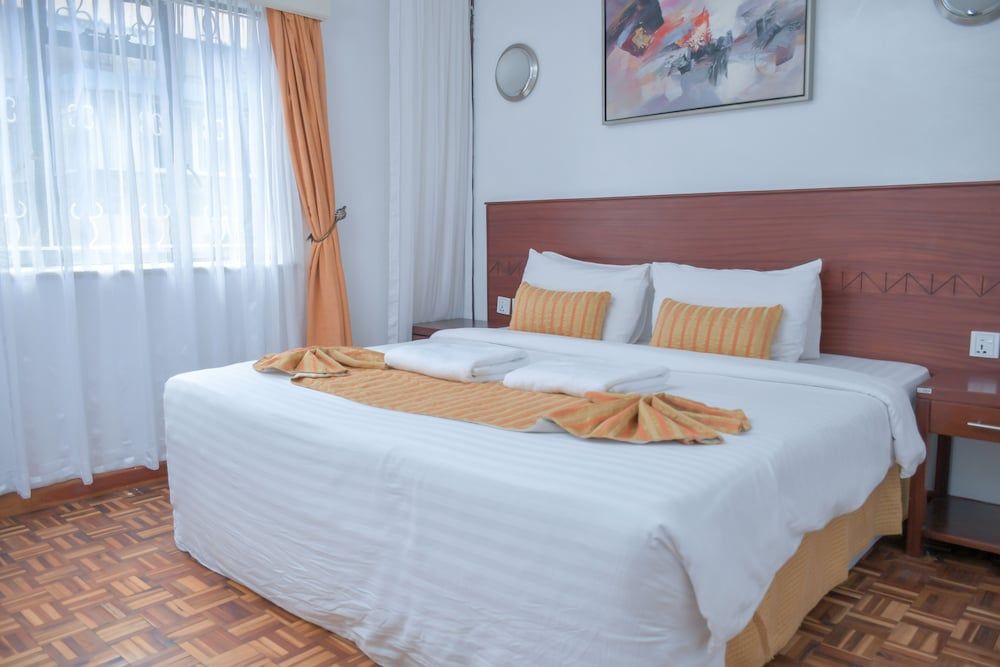 undefined Homes by Della