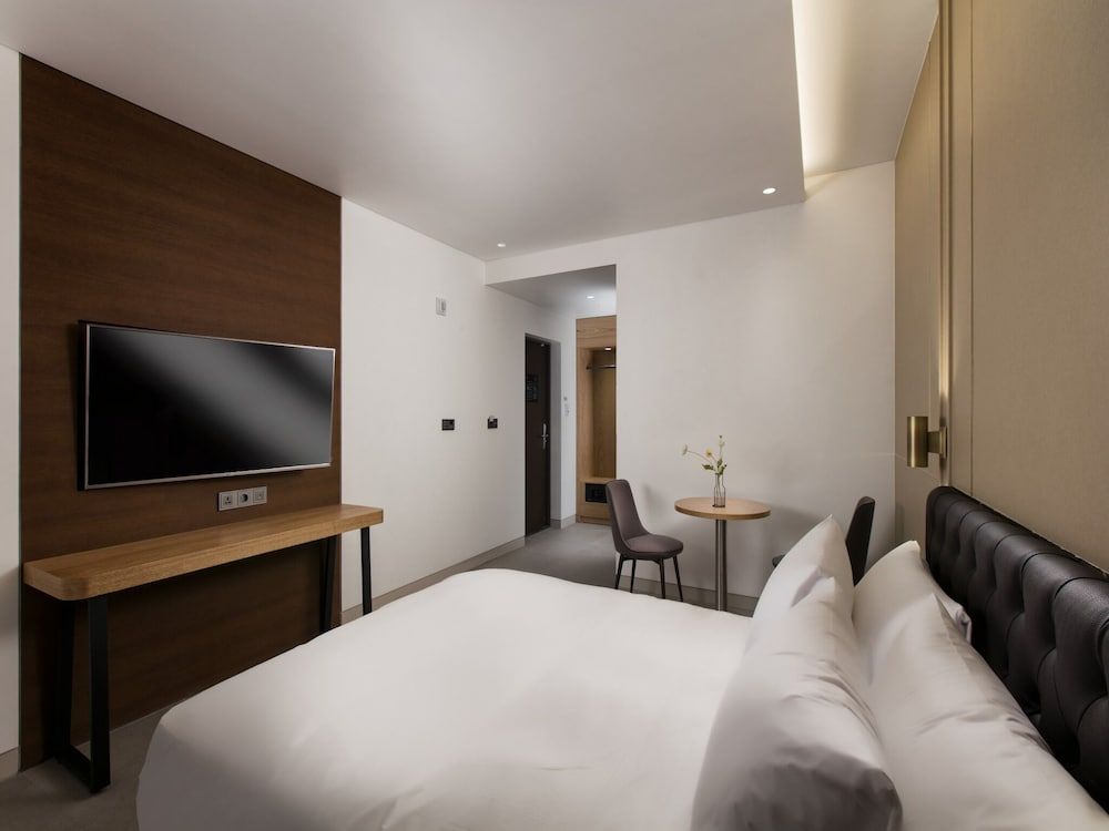 Oia Hotel Deluxe Room