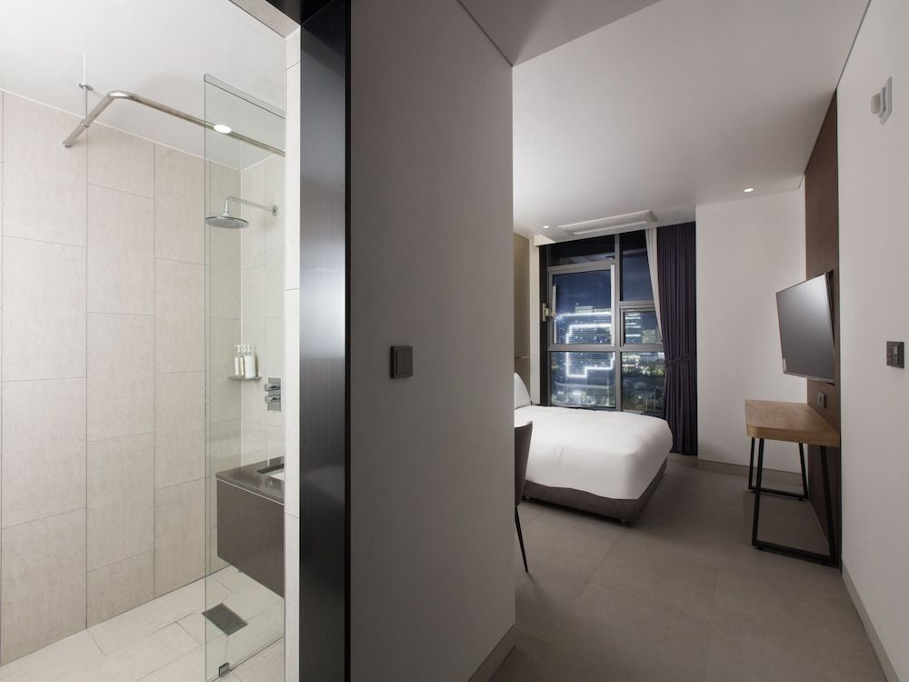 Oia Hotel Deluxe Room 3