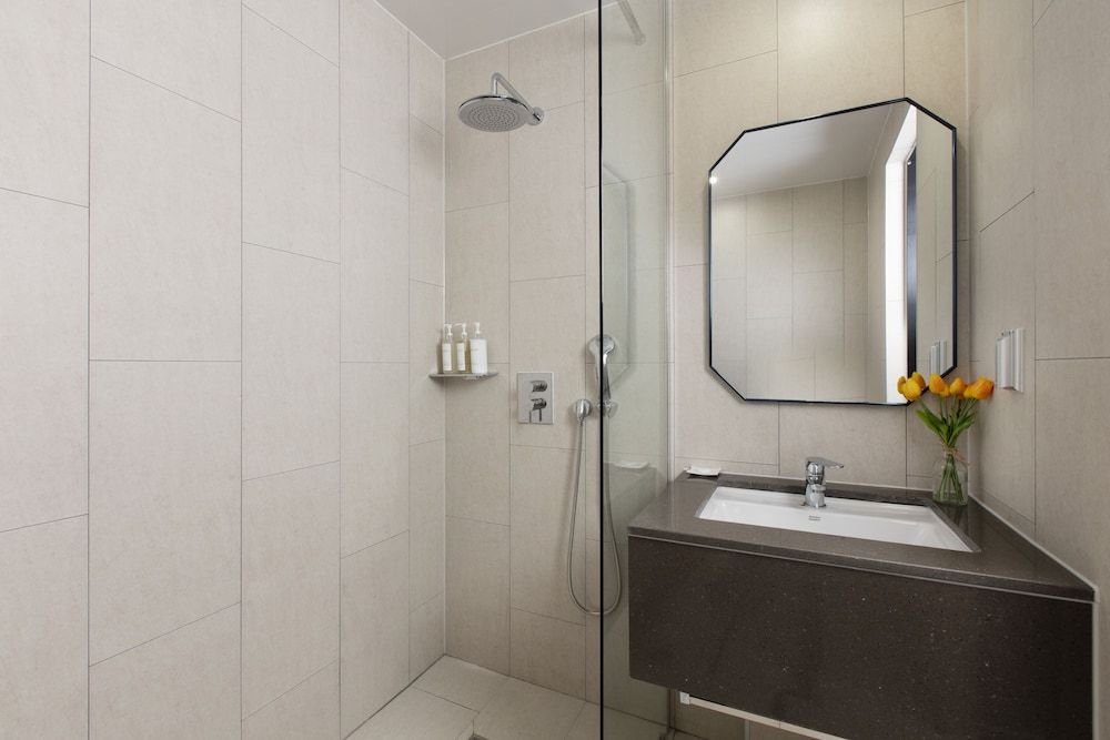 Oia Hotel Deluxe Room 5