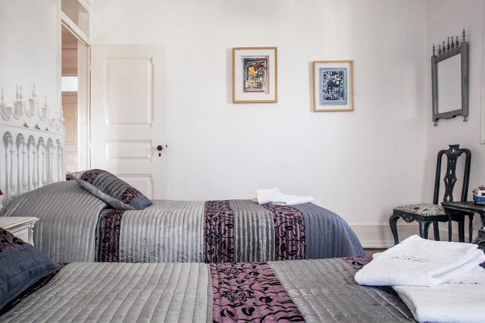 Find Me Inn Boutique Penthouse Apartment, 4 Bedrooms, City View 15