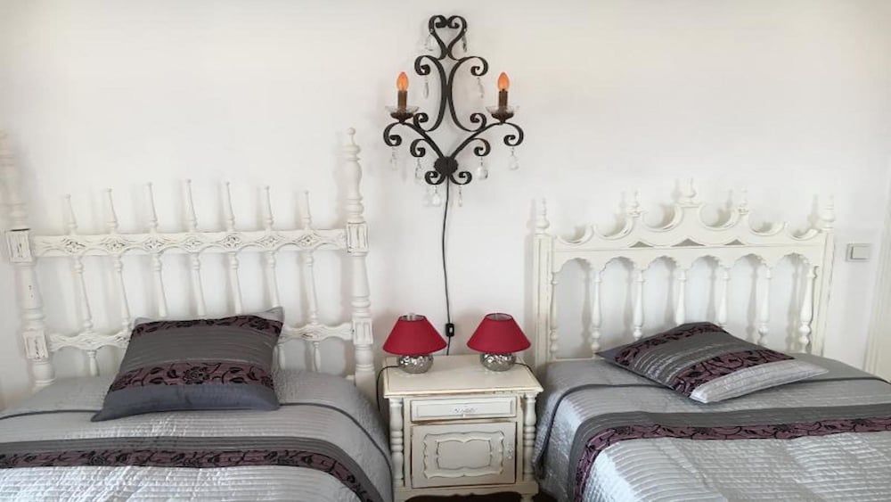 Find Me Inn Boutique Penthouse Apartment, 4 Bedrooms, City View 23