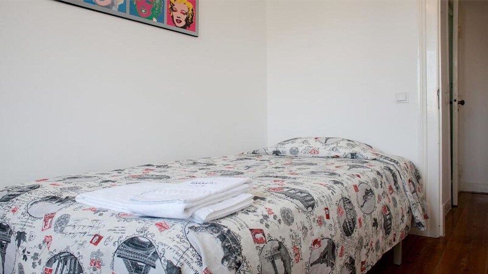 Find Me Inn Boutique Penthouse Apartment, 4 Bedrooms, City View 16