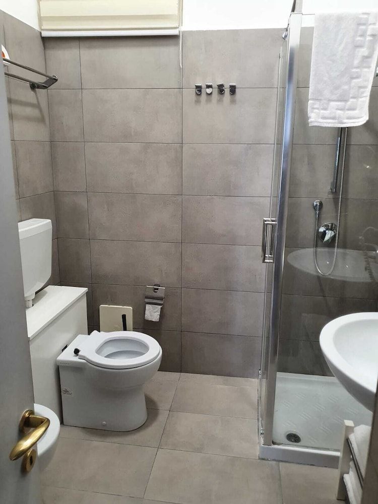 La Dimora dei Reali Family Room (GREY) 14