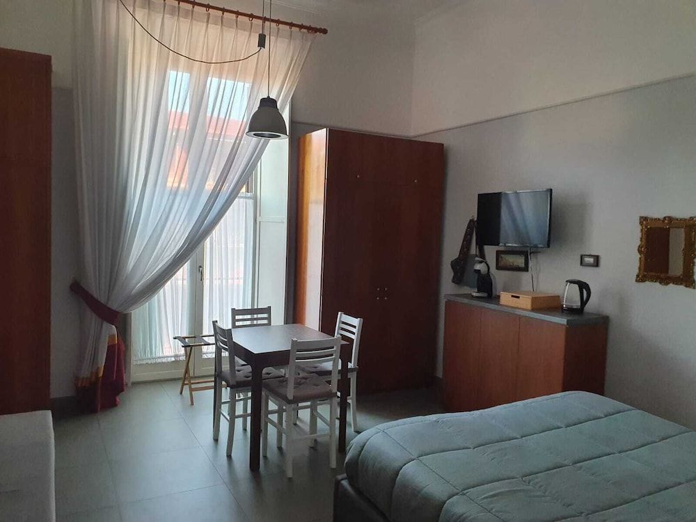 La Dimora dei Reali Family Room (GREY) 17