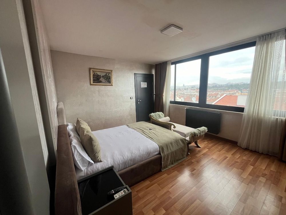 undefined Cadde 7 Otel 3