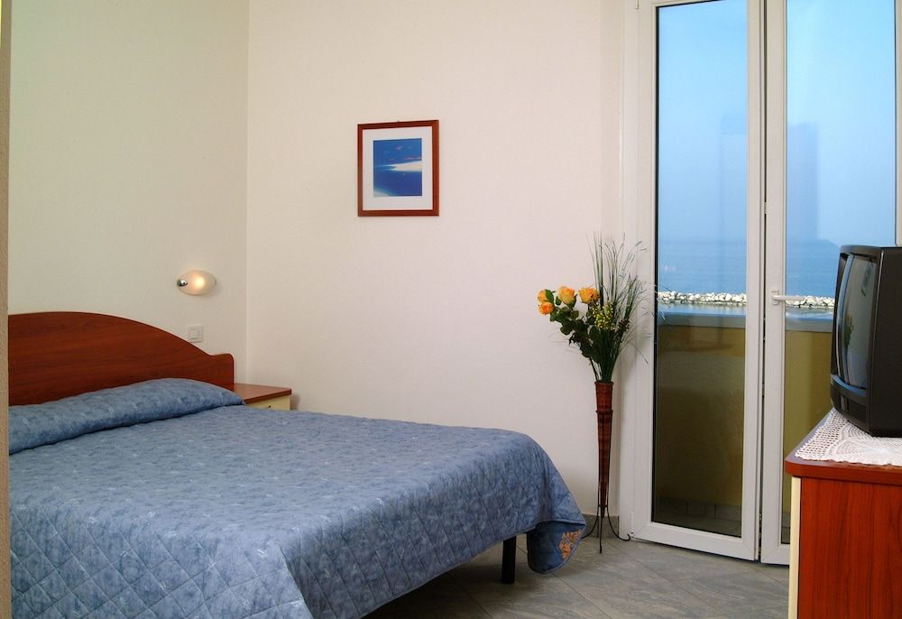 One Bedroom Apartment for Four Adults